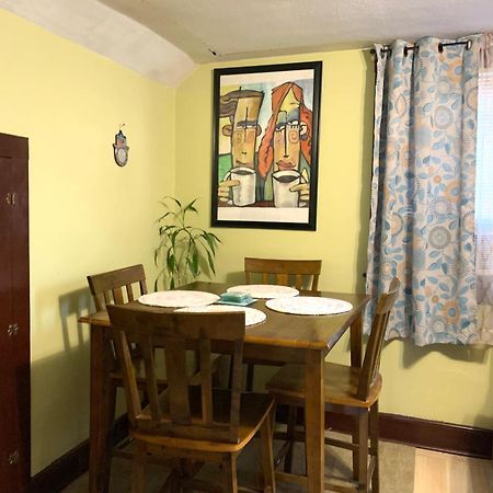 Cozy 2Nd Floor Apartment With Private Entrance شيكوبي المظهر الخارجي الصورة